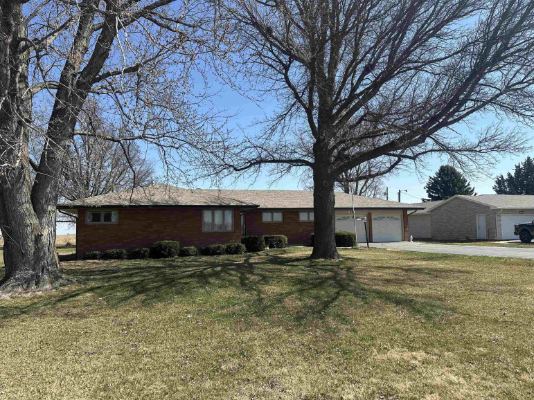 3185 S Baltimore Avenue Hastings, Nebraska 68901, 3 Bedrooms Bedrooms, ,3 BathroomsBathrooms,Residential,For Sale,3185 S Baltimore Avenue,20250320