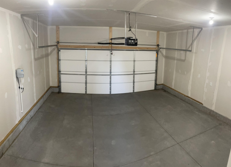 1209 23rd Street Gothenburg, Nebraska 69138-0000, 3 Bedrooms Bedrooms, ,2 BathroomsBathrooms,Residential,For Sale,1209 23rd Street,20231360