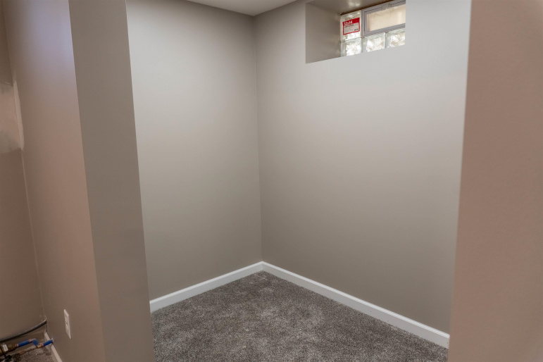 401 S Chicago Ave Hastings, Nebraska 68901, 2 Bedrooms Bedrooms, ,2 BathroomsBathrooms,Residential,For Sale,401 S Chicago Ave,20250346