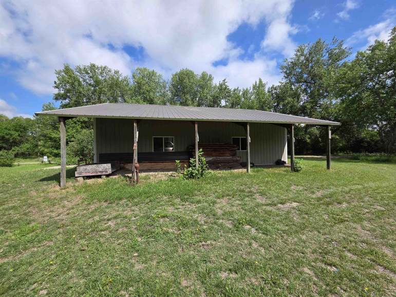 45324 Kilgore Road Gibbon, Nebraska 68840, 4 Bedrooms Bedrooms, ,3 BathroomsBathrooms,Residential,For Sale,45324 Kilgore Road,20250360