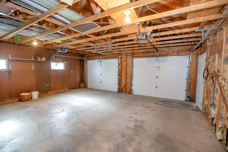 201 Pine Street Kenesaw, Nebraska 68956, 4 Bedrooms Bedrooms, ,2 BathroomsBathrooms,Residential,For Sale,201 Pine Street,20250369