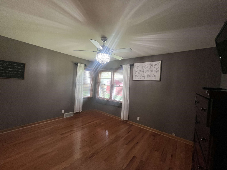1523 Westwood Terrace Hastings, Nebraska 68901, 3 Bedrooms Bedrooms, ,2 BathroomsBathrooms,Residential,For Sale,1523 Westwood Terrace,20250484