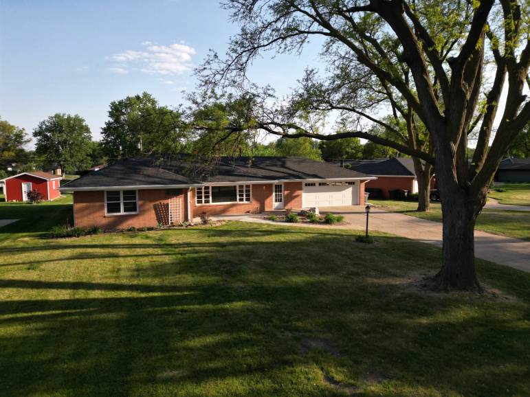 1523 Westwood Terrace Hastings, Nebraska 68901, 3 Bedrooms Bedrooms, ,2 BathroomsBathrooms,Residential,For Sale,1523 Westwood Terrace,20250484