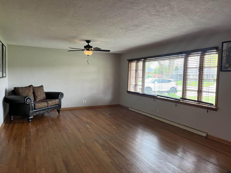 1523 Westwood Terrace Hastings, Nebraska 68901, 3 Bedrooms Bedrooms, ,2 BathroomsBathrooms,Residential,For Sale,1523 Westwood Terrace,20250484