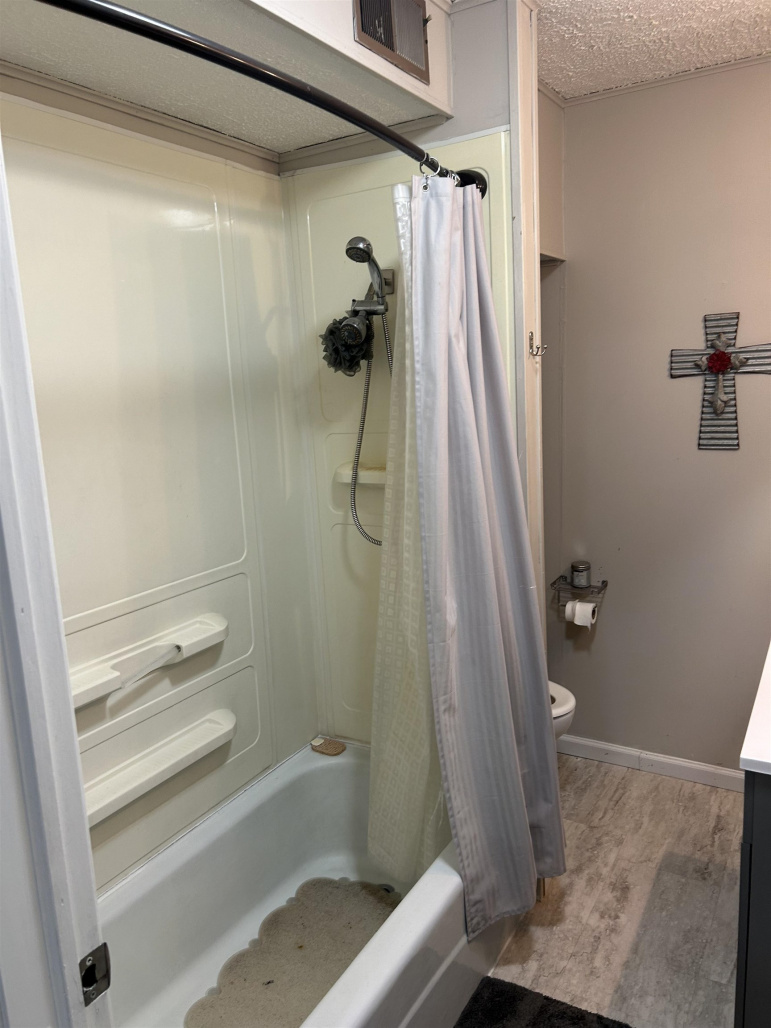306 N Calvert Avenue Elwood, Nebraska 68937, 4 Bedrooms Bedrooms, ,2 BathroomsBathrooms,Residential,For Sale,306 N Calvert Avenue,20241034