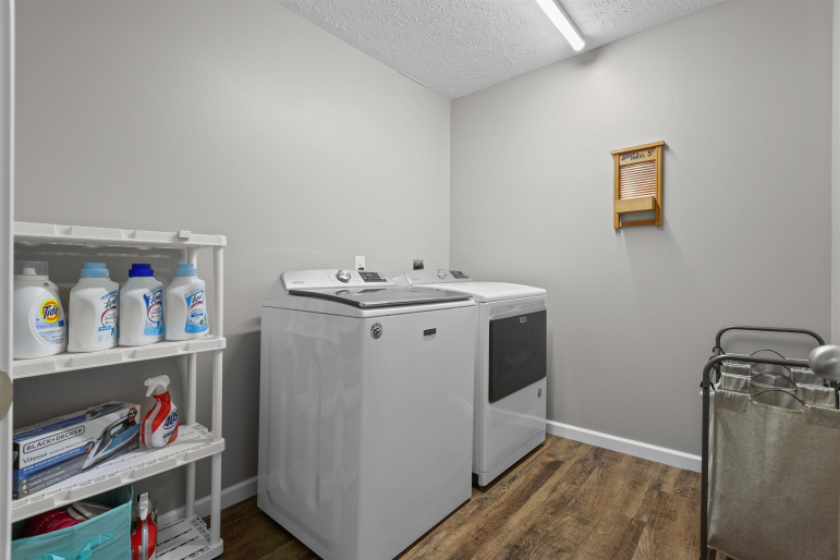 2600 Market Lane Hastings, Nebraska 68901, 3 Bedrooms Bedrooms, ,3 BathroomsBathrooms,Residential,For Sale,2600 Market Lane,20250630