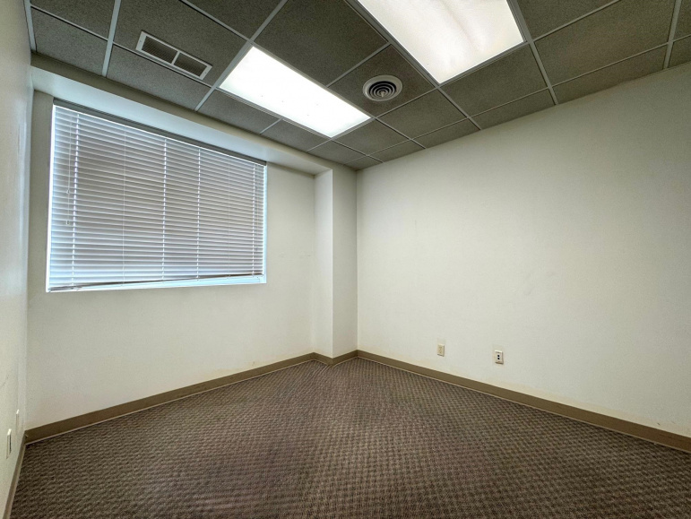 3010 E 39th Street Suite 8 Kearney, Nebraska 68847-0000, ,Commercial/industrial,For Rent,3010 E 39th Street Suite 8,20250645
