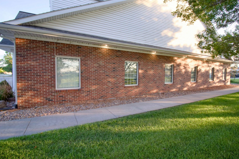 5308 Parklane Drive Suite 5 Kearney, Nebraska 68847, ,Commercial/industrial,For Sale,5308 Parklane Drive Suite 5,20250640