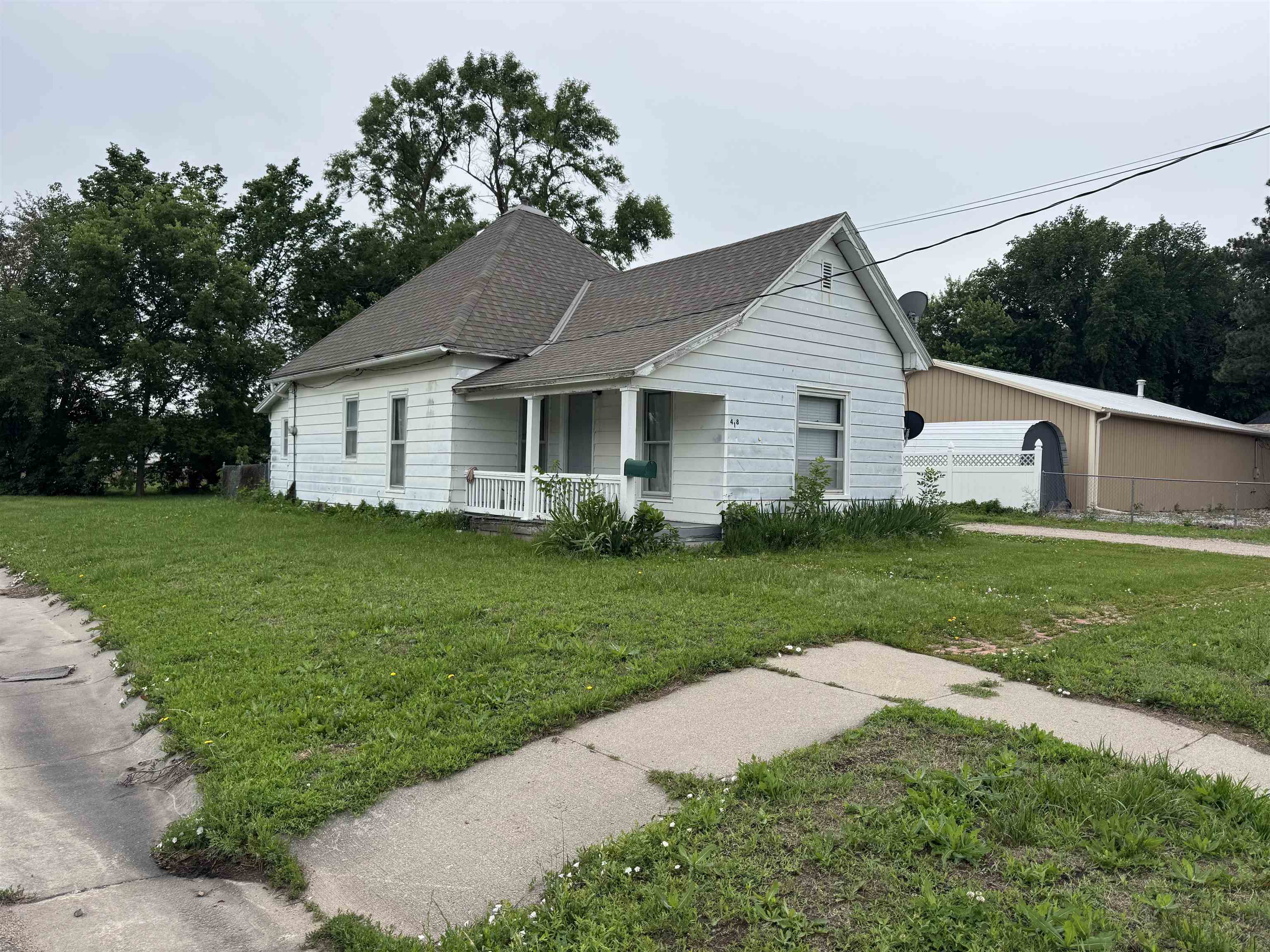 418 E 2nd Street Hastings, Nebraska 68901, 2 Bedrooms Bedrooms, ,1 BathroomBathrooms,Residential,For Sale,418 E 2nd Street,20250672