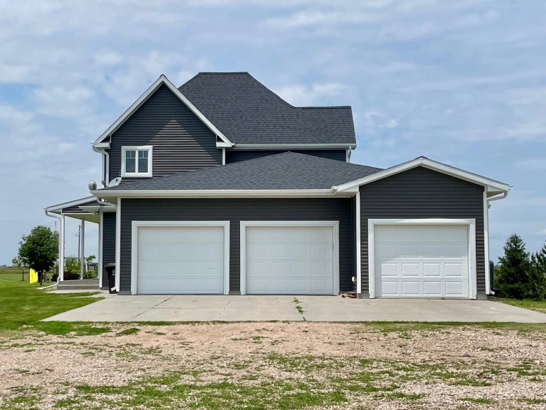 6005 Dunbar Road Elm Creek, Nebraska 68836, 5 Bedrooms Bedrooms, ,4 BathroomsBathrooms,Residential,For Sale,6005 Dunbar Road,20250671