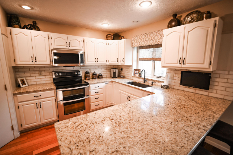 1802 Westchester Drive Hastings, Nebraska 68901, 4 Bedrooms Bedrooms, ,4 BathroomsBathrooms,Residential,For Sale,1802 Westchester Drive,20250670