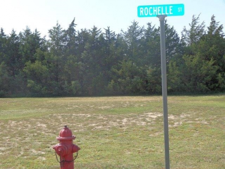 108 W Rochelle Street Elwood, Nebraska 68937, ,Land,For Sale,108 W Rochelle Street,20241279