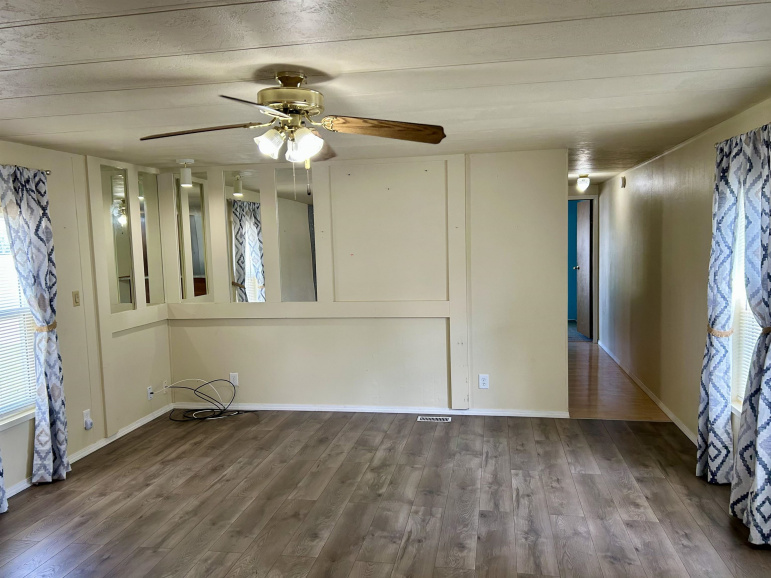 12 Avalon Lane Hastings, Nebraska 68901, 3 Bedrooms Bedrooms, ,2 BathroomsBathrooms,Residential,For Sale,12 Avalon Lane,20250696
