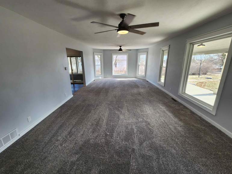 250 W 1st Street Nelson, Nebraska 68961, 3 Bedrooms Bedrooms, ,3 BathroomsBathrooms,Residential,For Sale,250 W 1st Street,20250198