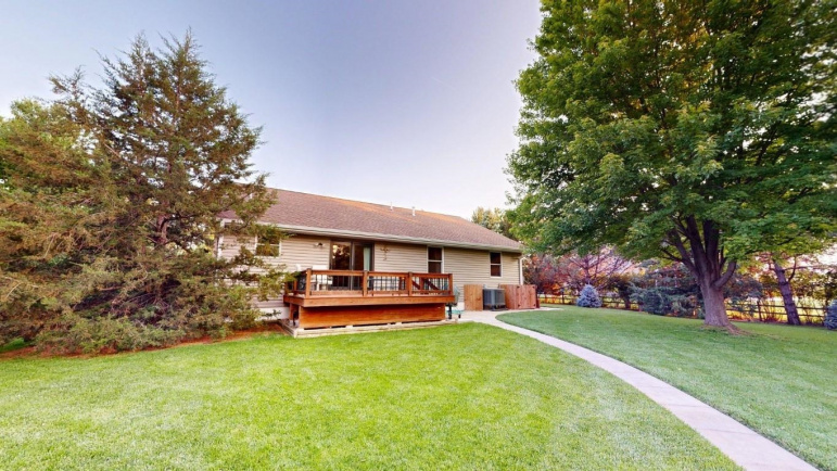 102 Tahoe Drive Kearney, Nebraska 68847, 3 Bedrooms Bedrooms, ,2 BathroomsBathrooms,Residential,For Sale,102 Tahoe Drive,20250702