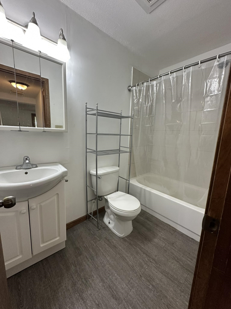 514 N Saint Joseph Avenue Hastings, Nebraska 68901, 5 Bedrooms Bedrooms, ,3 BathroomsBathrooms,Residential,For Sale,514 N Saint Joseph Avenue,20250705