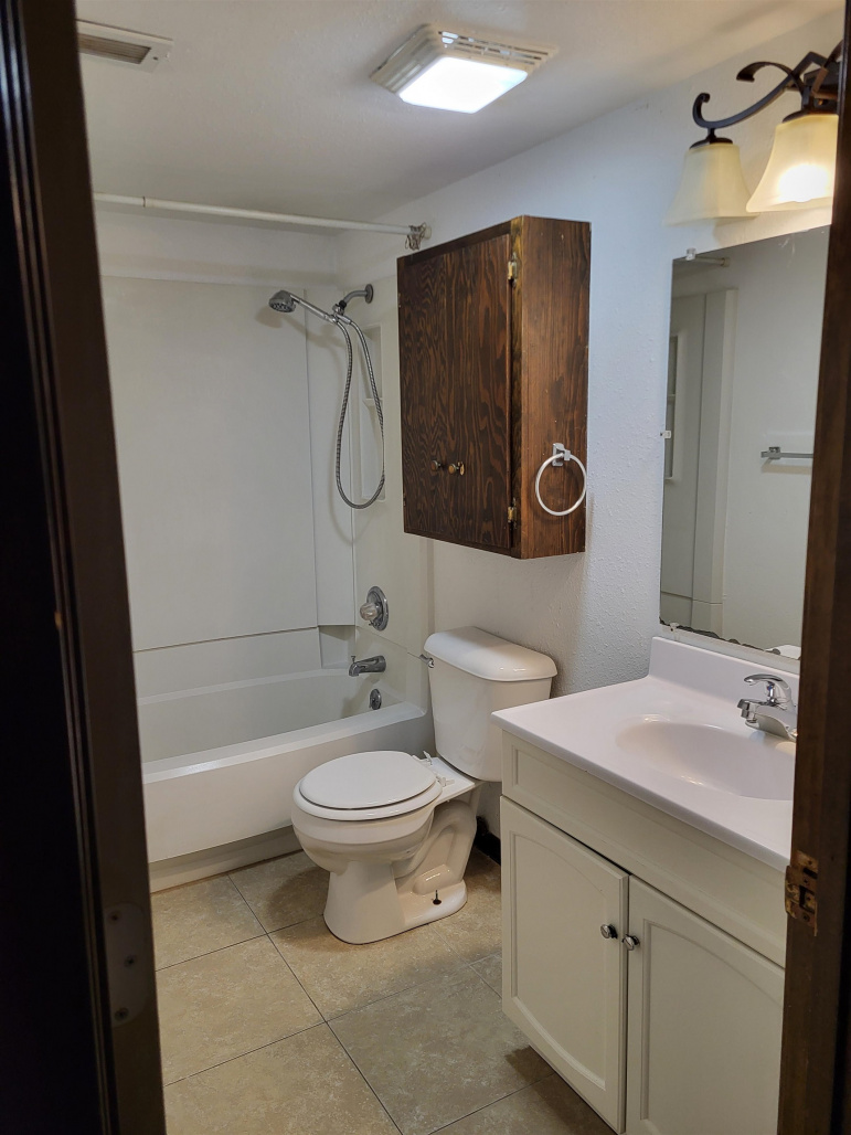 514 N Saint Joseph Avenue Hastings, Nebraska 68901, 5 Bedrooms Bedrooms, ,3 BathroomsBathrooms,Residential,For Sale,514 N Saint Joseph Avenue,20250705