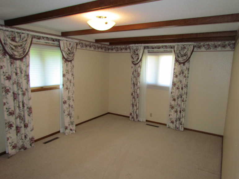 74769 L Road Elm Creek, Nebraska 68836-8004, 2 Bedrooms Bedrooms, ,3 BathroomsBathrooms,Residential,For Sale,74769 L Road,20250708