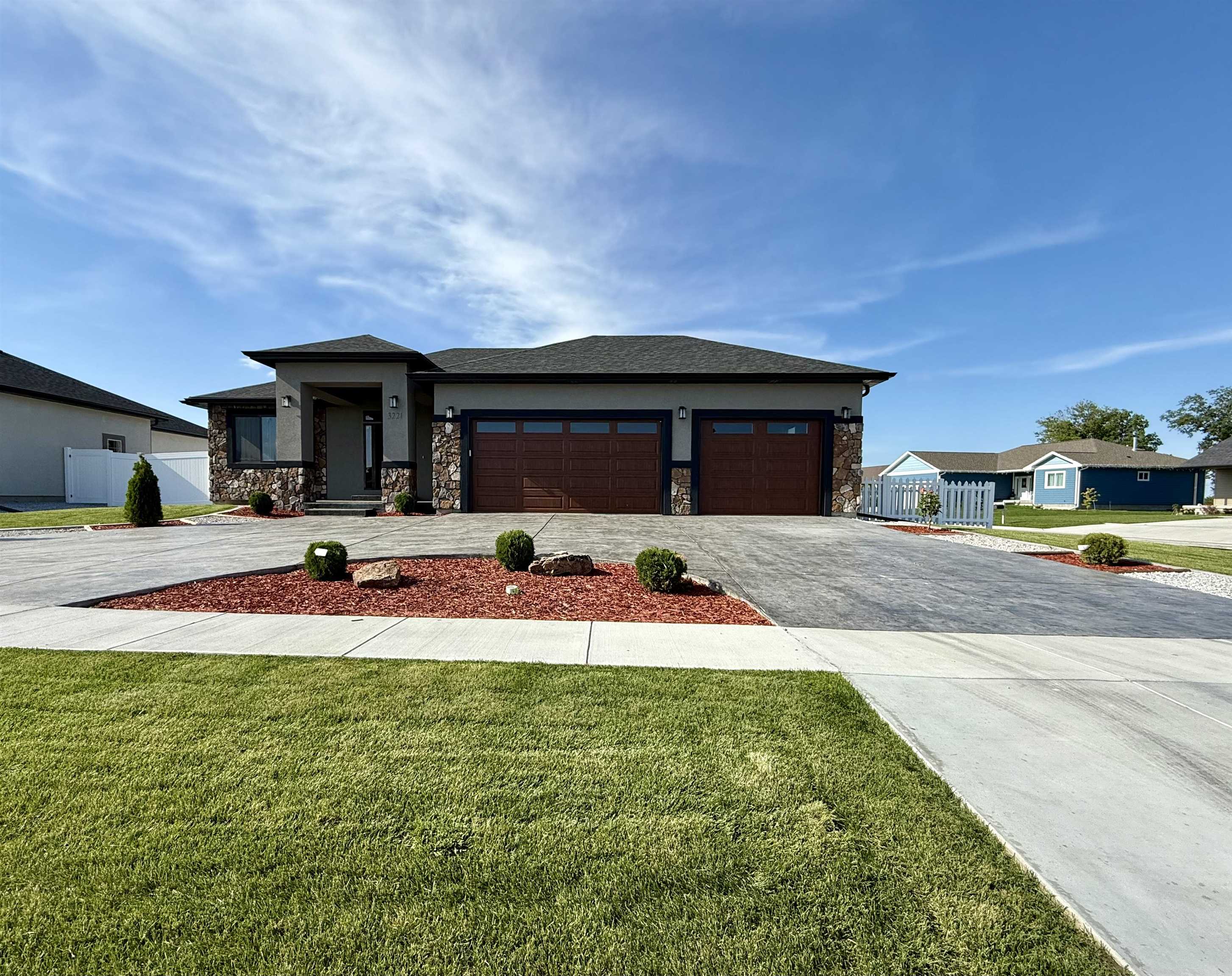 3221 Frahm Lane Hastings, Nebraska 68901, 5 Bedrooms Bedrooms, ,3 BathroomsBathrooms,Residential,For Sale,3221 Frahm Lane,20250716