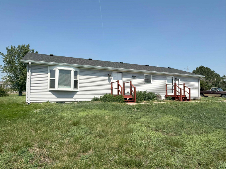 12235 W Sundown Road Roseland, Nebraska 68973, 3 Bedrooms Bedrooms, ,2 BathroomsBathrooms,Residential,For Sale,12235 W Sundown Road,20250722