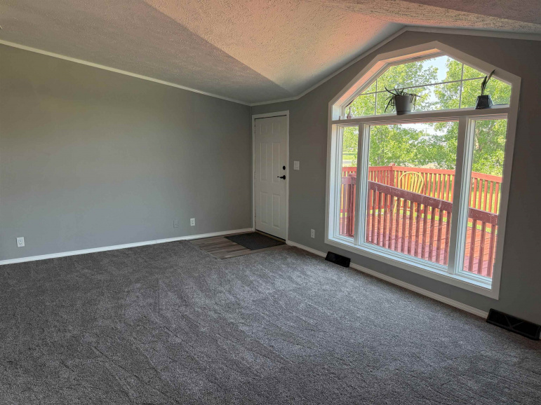12235 W Sundown Road Roseland, Nebraska 68973, 3 Bedrooms Bedrooms, ,2 BathroomsBathrooms,Residential,For Sale,12235 W Sundown Road,20250722