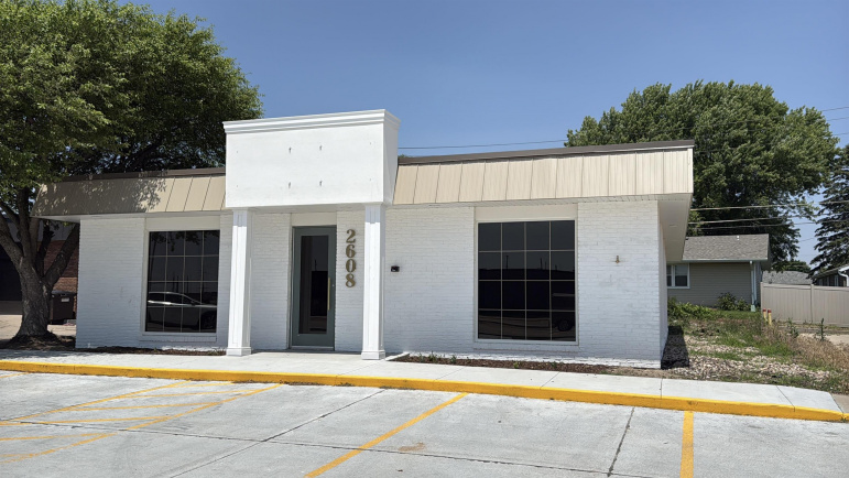 2608 W 2nd Street Hastings, Nebraska 68901, ,Commercial/industrial,For Sale,2608 W 2nd Street,20250739