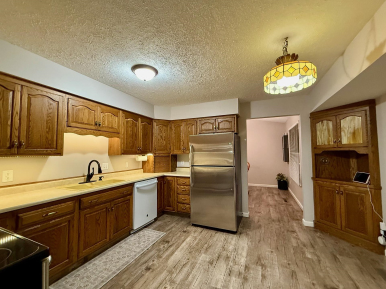 2 Crestview Place Kearney, Nebraska 68847-8333, 4 Bedrooms Bedrooms, ,4 BathroomsBathrooms,Residential,For Sale,2 Crestview Place,20250758