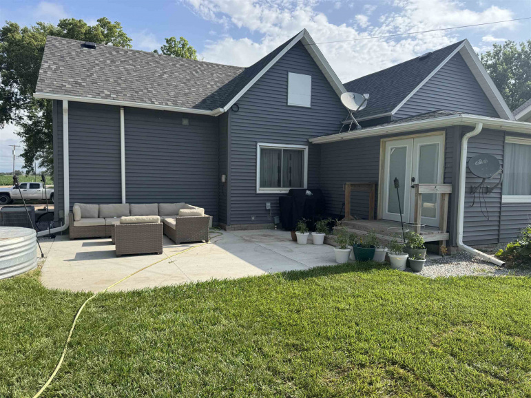 404 Sturgis Street Glenvil, Nebraska 68941, 4 Bedrooms Bedrooms, ,2 BathroomsBathrooms,Residential,For Sale,404 Sturgis Street,20250765