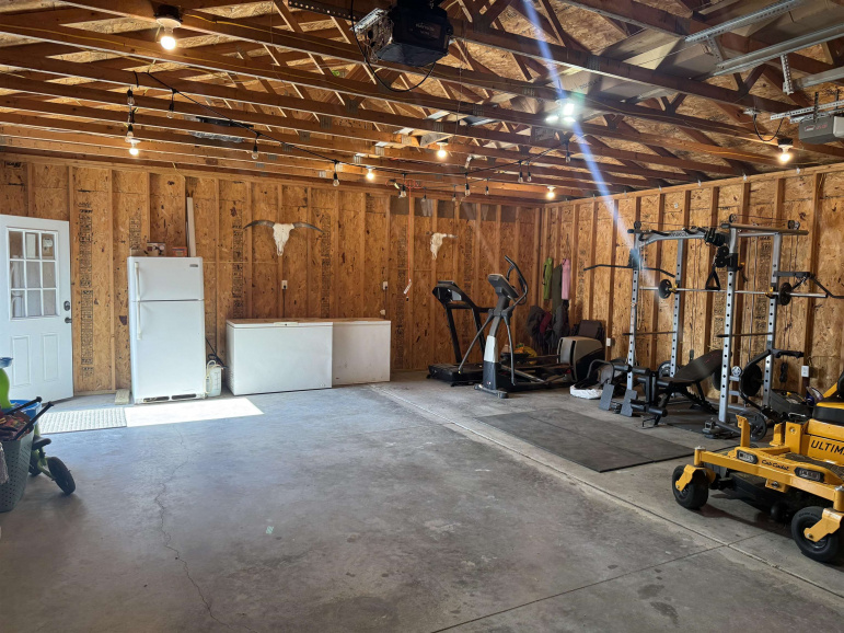 404 Sturgis Street Glenvil, Nebraska 68941, 4 Bedrooms Bedrooms, ,2 BathroomsBathrooms,Residential,For Sale,404 Sturgis Street,20250765