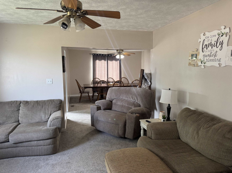 404 Sturgis Street Glenvil, Nebraska 68941, 4 Bedrooms Bedrooms, ,2 BathroomsBathrooms,Residential,For Sale,404 Sturgis Street,20250765