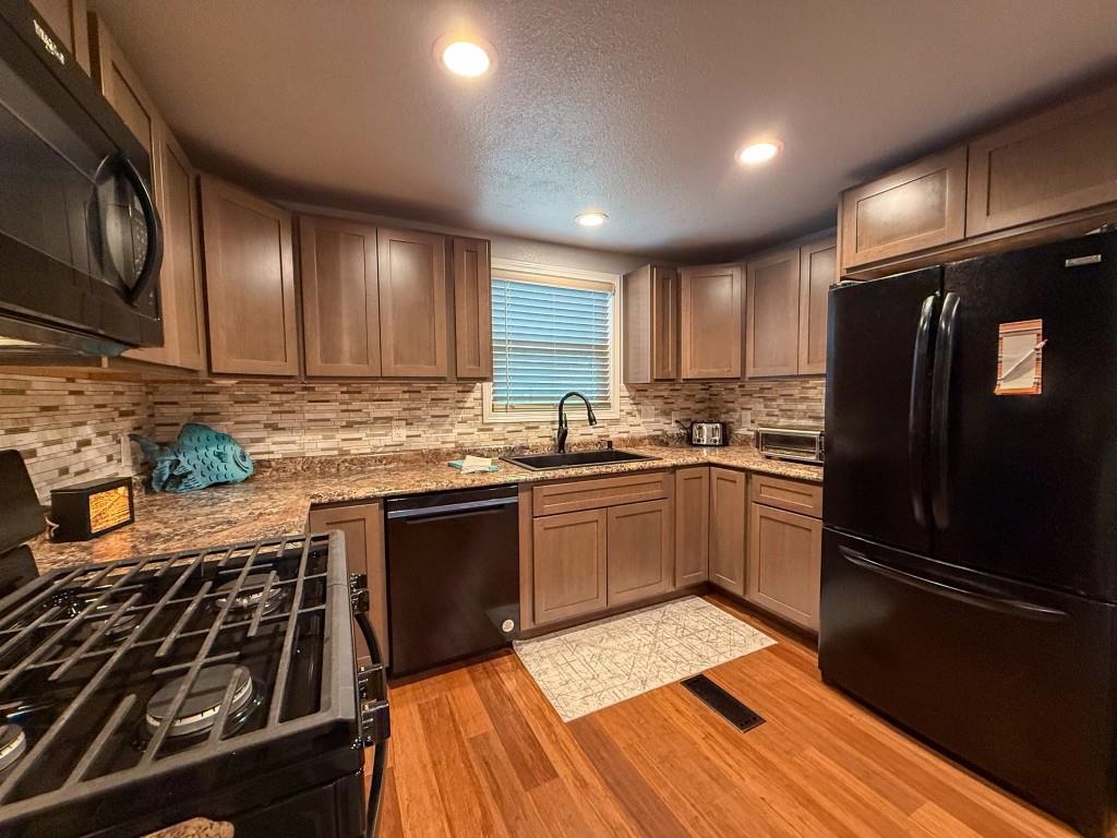 16 Lane One Dr 28 Johnson Lake, Nebraska 68937, 3 Bedrooms Bedrooms, ,1 BathroomBathrooms,Residential,For Sale,16 Lane One Dr 28,20250769
