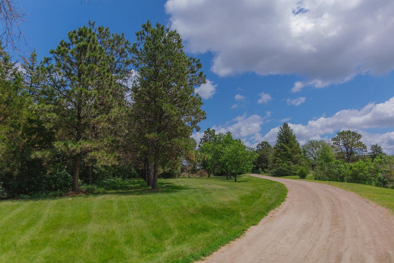 25275 115th Road Kearney, Nebraska 68845, 5 Bedrooms Bedrooms, ,4 BathroomsBathrooms,Residential,For Sale,25275 115th Road,20250789