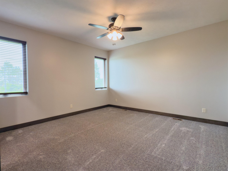 3403 X Avenue Kearney, Nebraska 68847, 4 Bedrooms Bedrooms, ,3 BathroomsBathrooms,Residential,For Sale,3403 X Avenue,20250790