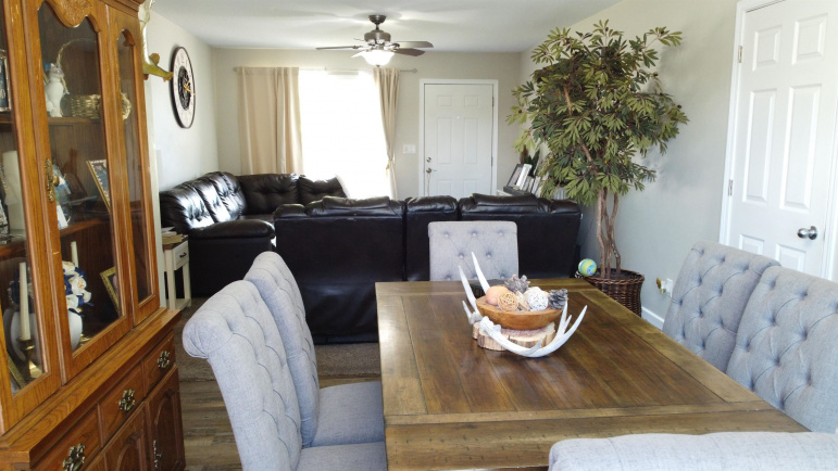 103 Glenn Dr. Gibbon, Nebraska 68840, 2 Bedrooms Bedrooms, ,2 BathroomsBathrooms,Residential,For Sale,103 Glenn Dr.,20250803