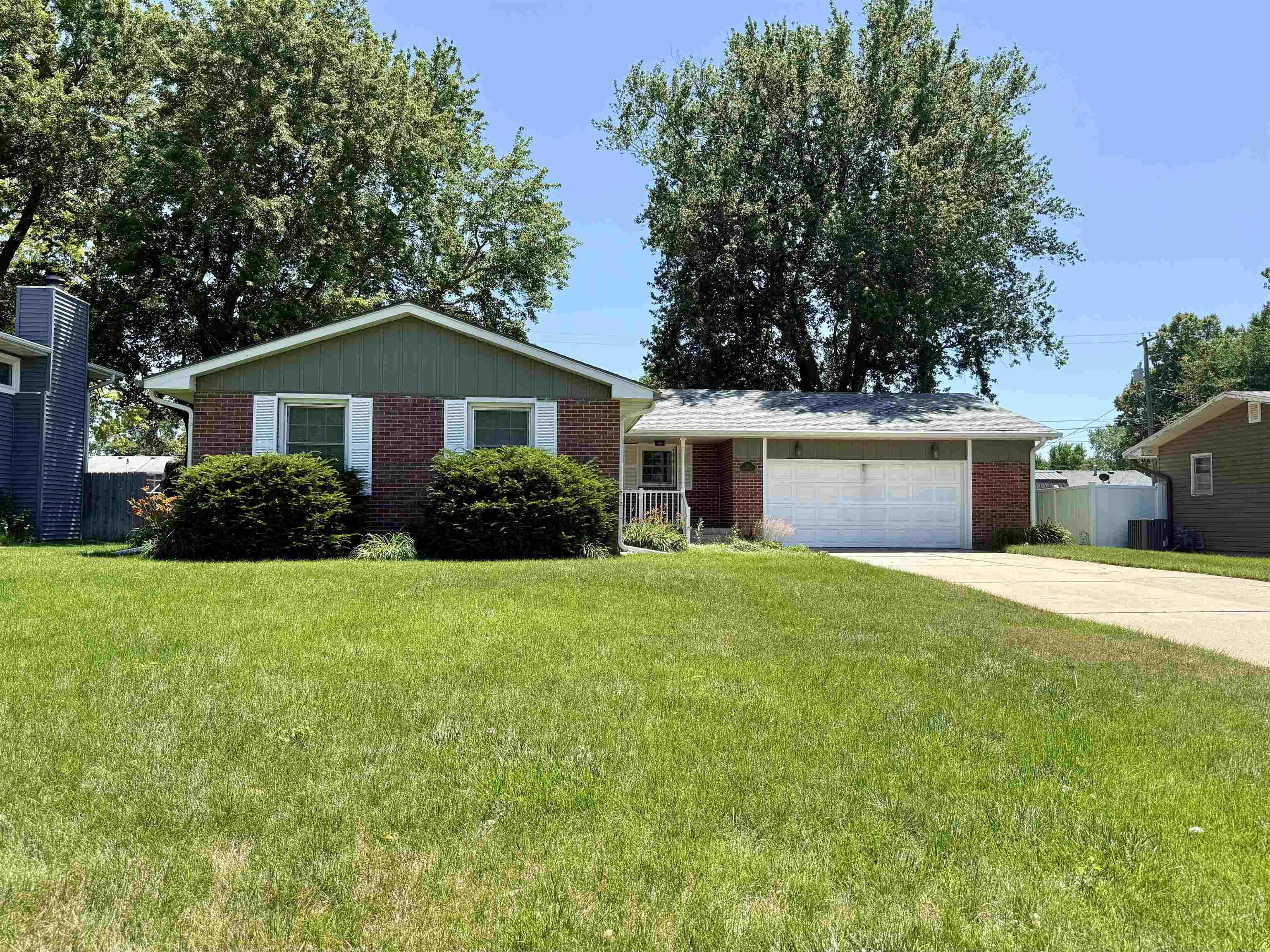 1911 W 11th St Hastings, Nebraska 68901, 3 Bedrooms Bedrooms, ,2 BathroomsBathrooms,Residential,For Sale,1911 W 11th St,20250807