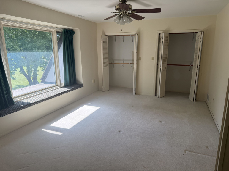11 Village Dr Hastings, Nebraska 68901, 3 Bedrooms Bedrooms, ,2 BathroomsBathrooms,Residential,For Sale,11 Village Dr,20250809