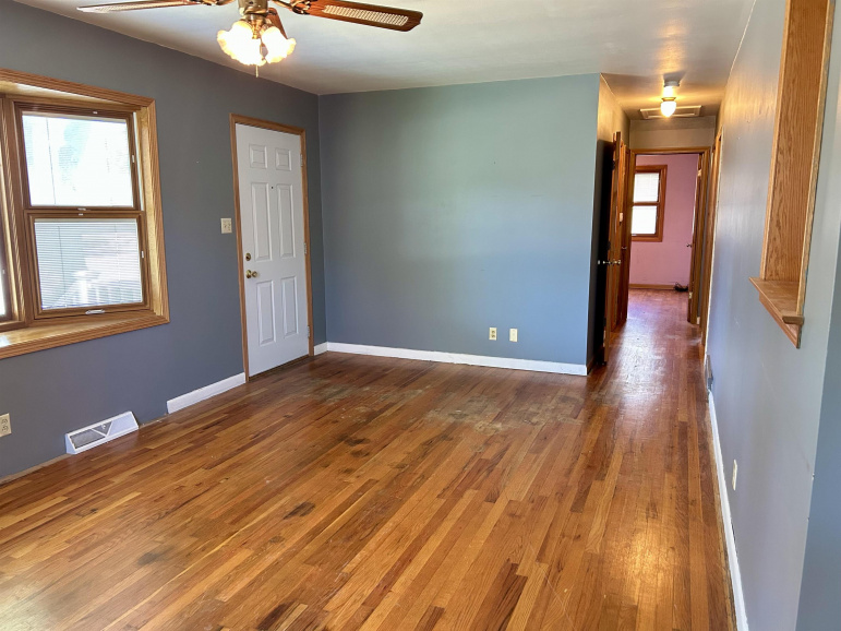 2318 W 8th Street Hastings, Nebraska 68901, 3 Bedrooms Bedrooms, ,2 BathroomsBathrooms,Residential,For Sale,2318 W 8th Street,20250815