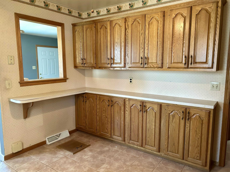 2318 W 8th Street Hastings, Nebraska 68901, 3 Bedrooms Bedrooms, ,2 BathroomsBathrooms,Residential,For Sale,2318 W 8th Street,20250815