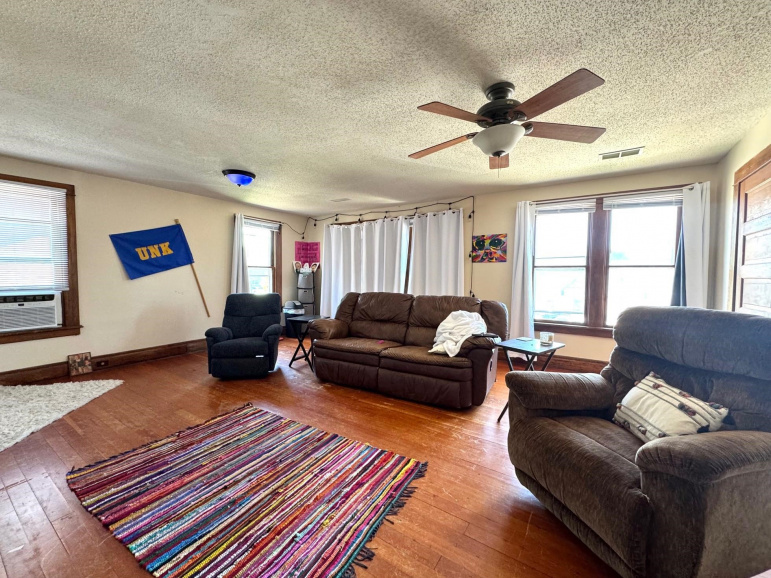 101 W 24th Street Kearney, Nebraska 68847-5358, ,Commercial/industrial,For Sale,101 W 24th Street,20240913