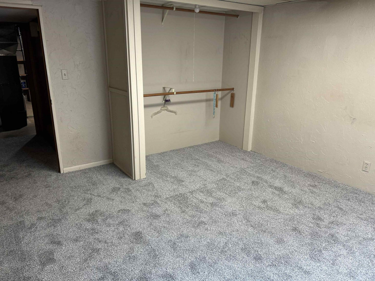 2500 W 10th Street Hastings, Nebraska 68901, 2 Bedrooms Bedrooms, ,2 BathroomsBathrooms,Residential,For Sale,2500 W 10th Street,20250756