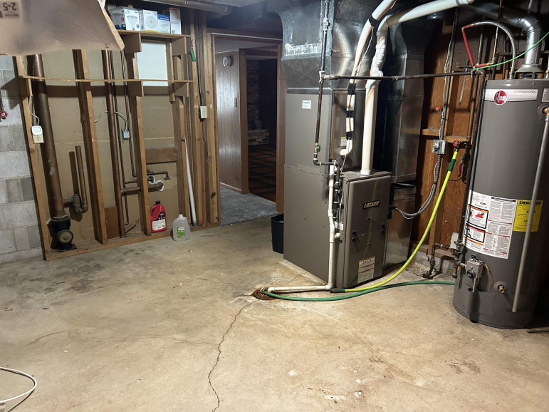 2500 W 10th Street Hastings, Nebraska 68901, 2 Bedrooms Bedrooms, ,2 BathroomsBathrooms,Residential,For Sale,2500 W 10th Street,20250756