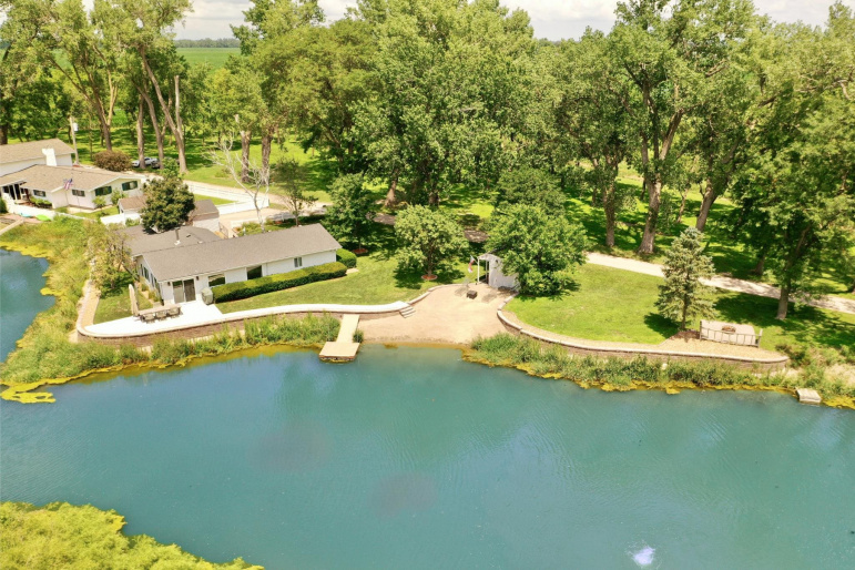 14 El Charman Lake Gibbon, Nebraska 68840, 2 Bedrooms Bedrooms, ,1 BathroomBathrooms,Residential,For Sale,14 El Charman Lake,20250837