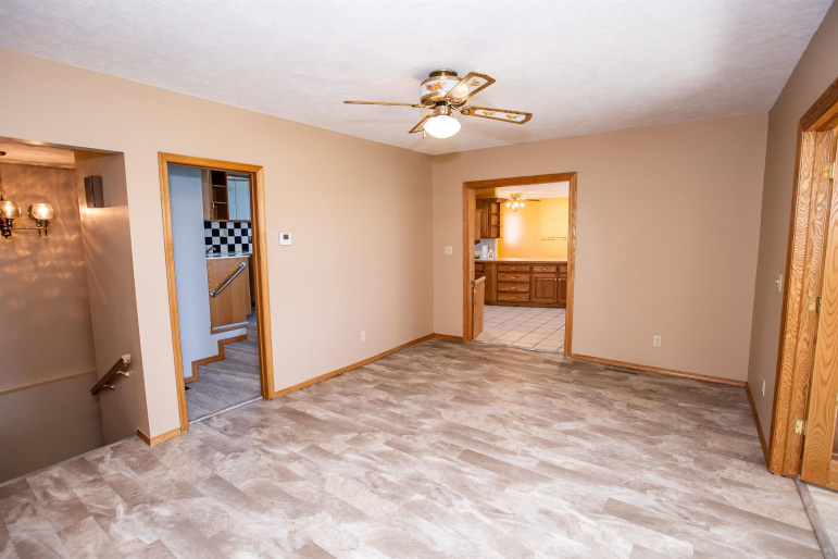 201 Pine Street Kenesaw, Nebraska 68956, 4 Bedrooms Bedrooms, ,2 BathroomsBathrooms,Residential,For Sale,201 Pine Street,20250369