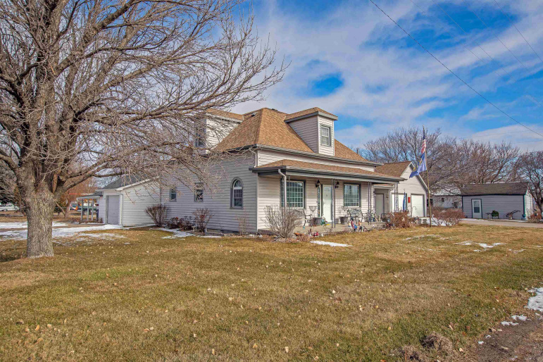201 Pine Street Kenesaw, Nebraska 68956, 4 Bedrooms Bedrooms, ,2 BathroomsBathrooms,Residential,For Sale,201 Pine Street,20250369