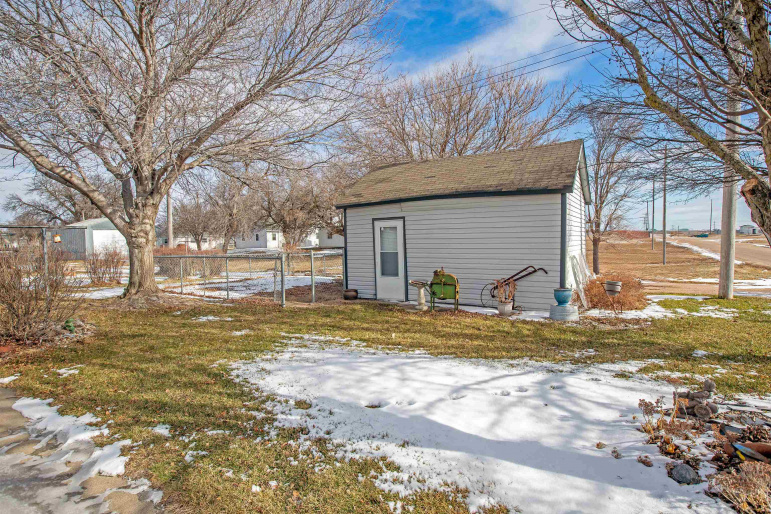 201 Pine Street Kenesaw, Nebraska 68956, 4 Bedrooms Bedrooms, ,2 BathroomsBathrooms,Residential,For Sale,201 Pine Street,20250369