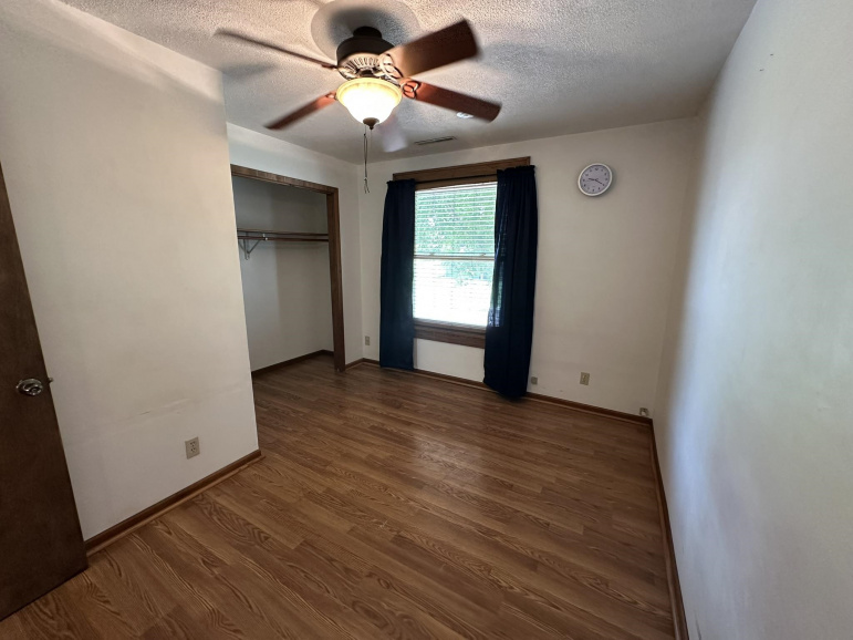 514 N Saint Joseph Avenue Hastings, Nebraska 68901, ,Multi-family,For Sale,514 N Saint Joseph Avenue,20250848