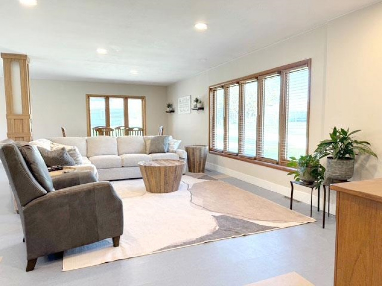 1414 Memorial Drive Broken Bow, Nebraska 68822, 4 Bedrooms Bedrooms, ,3 BathroomsBathrooms,Residential,For Sale,1414 Memorial Drive,20250863