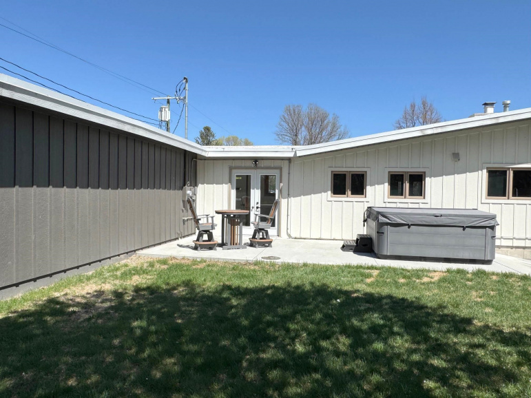 1414 Memorial Drive Broken Bow, Nebraska 68822, 4 Bedrooms Bedrooms, ,3 BathroomsBathrooms,Residential,For Sale,1414 Memorial Drive,20250863