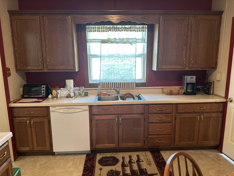 1814 Boyce Street Hastings, Nebraska 68901, 1 Bedroom Bedrooms, ,1 BathroomBathrooms,Residential,For Sale,1814 Boyce Street,20250888