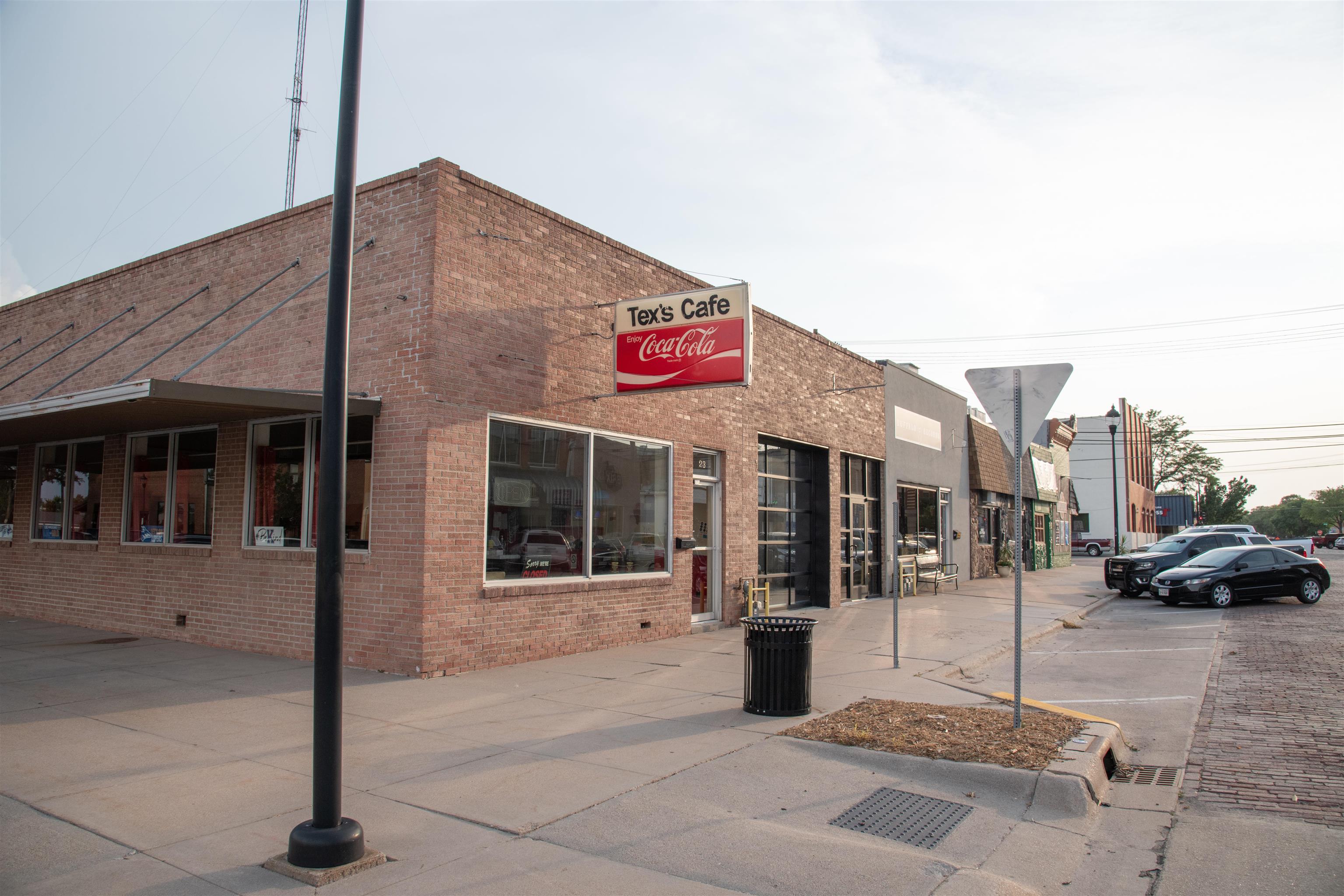 23 E 21st Street Kearney, Nebraska 68847, ,Commercial/industrial,For Sale,23 E 21st Street,20250898